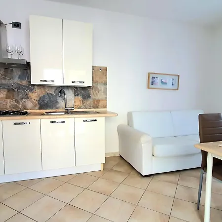 Dommos - Limone Apartment *