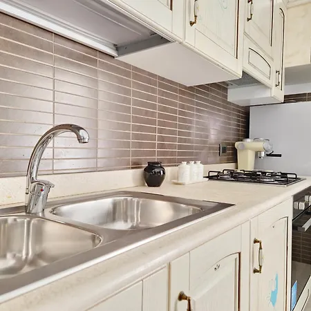 Dommos - Limone Apartment *