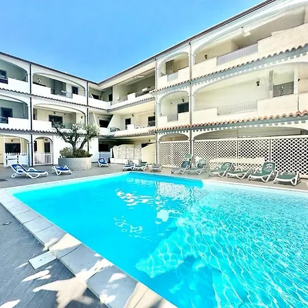 Lägenhet Cedro - In Con Piscina Condivisa Orosei