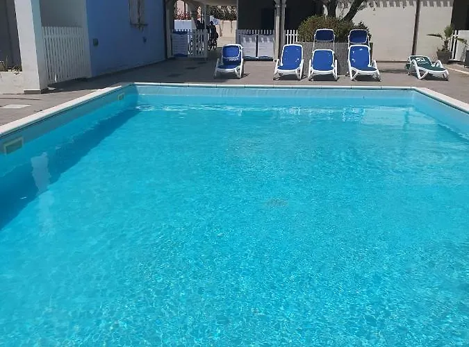 Cedro - In Con Piscina Condivisa شقة