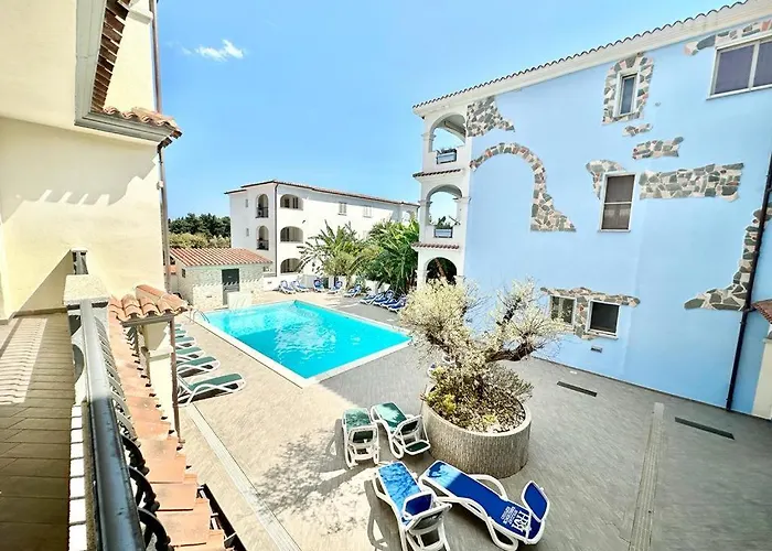 Cedro - In Con Piscina Condivisa أروسييْ