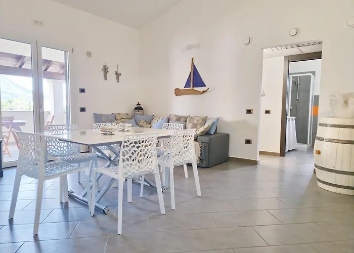 Cedro - In Con Piscina Condivisa شقة